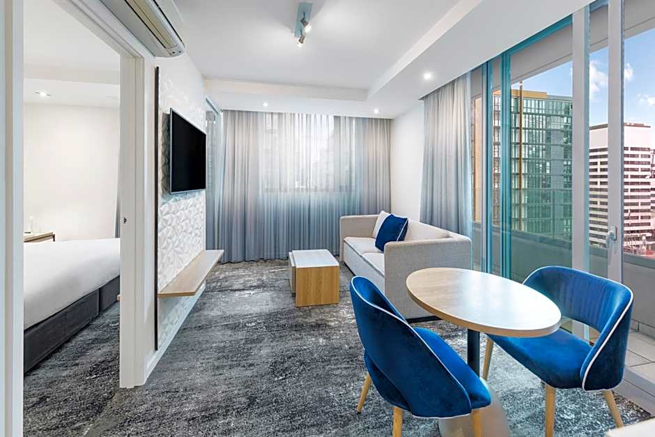 Brady Apartment Hotel Flinders Street