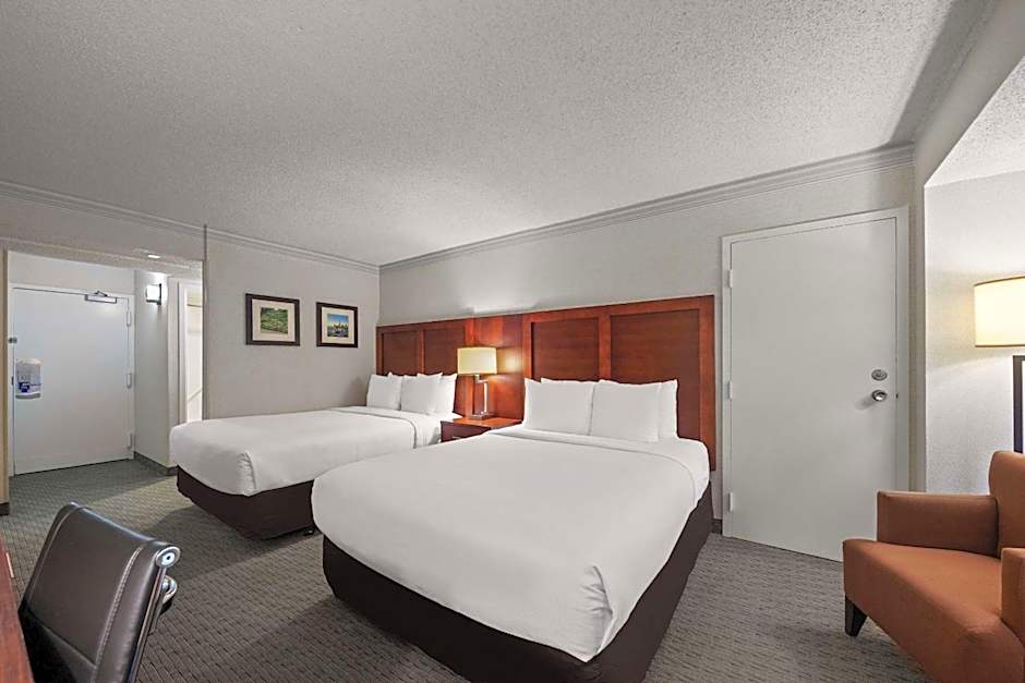 Comfort Inn By The Bay