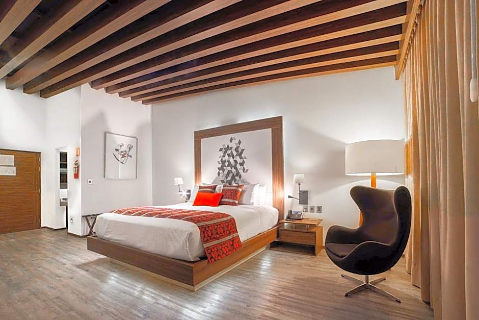 Flow Condesa - Adults Only