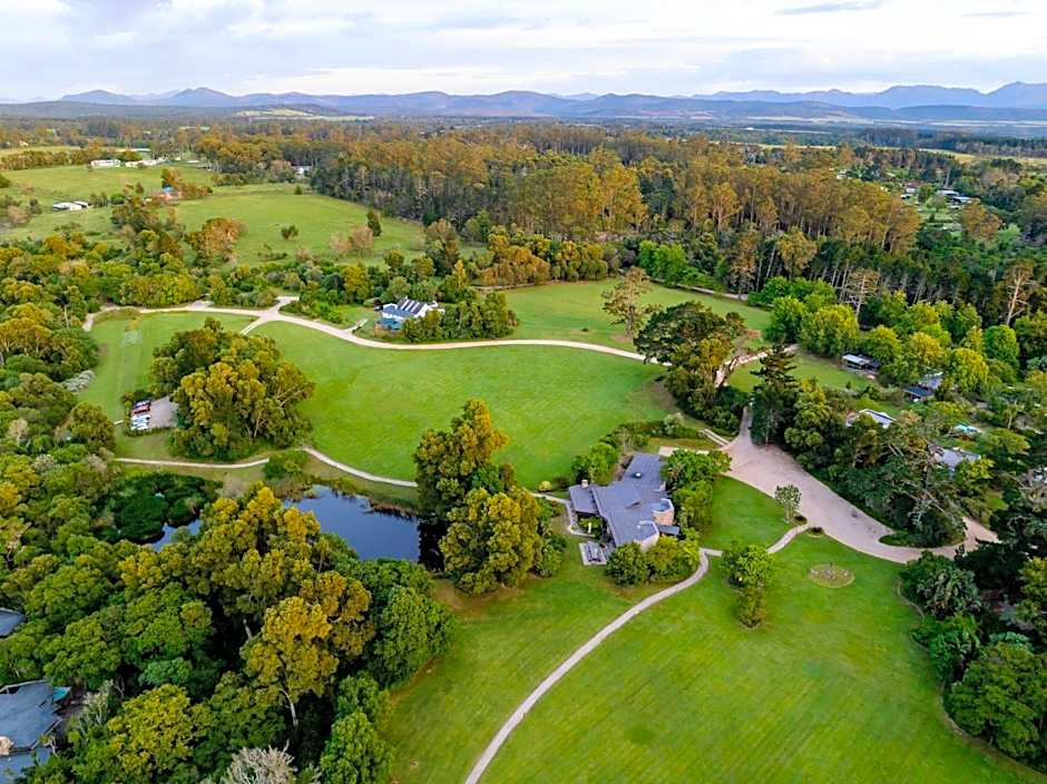 Hunters Country House