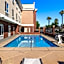 Holiday Inn Express & Suites Sacramento NE Cal Expo By IHG