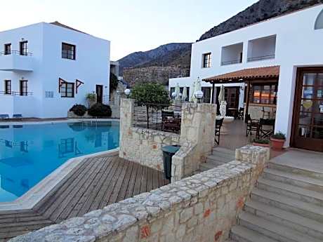 Amazones Village Suites