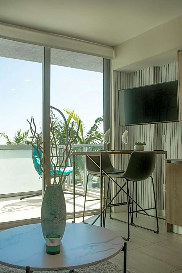 Luxury Oceanview Studio at Miami Design District