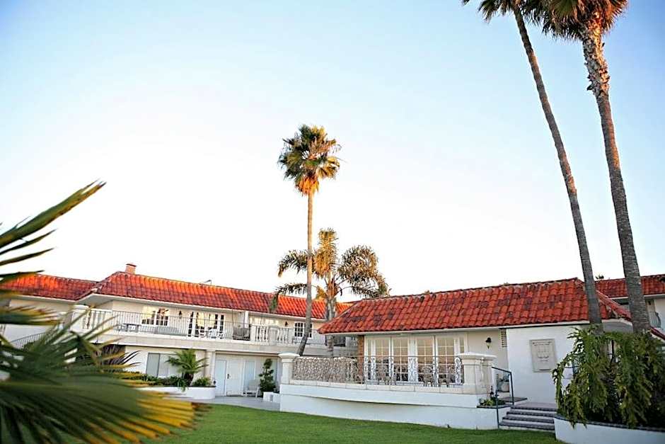 Oceanside Marina Suites