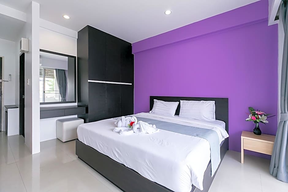 Ruan Plaisoi Apartment