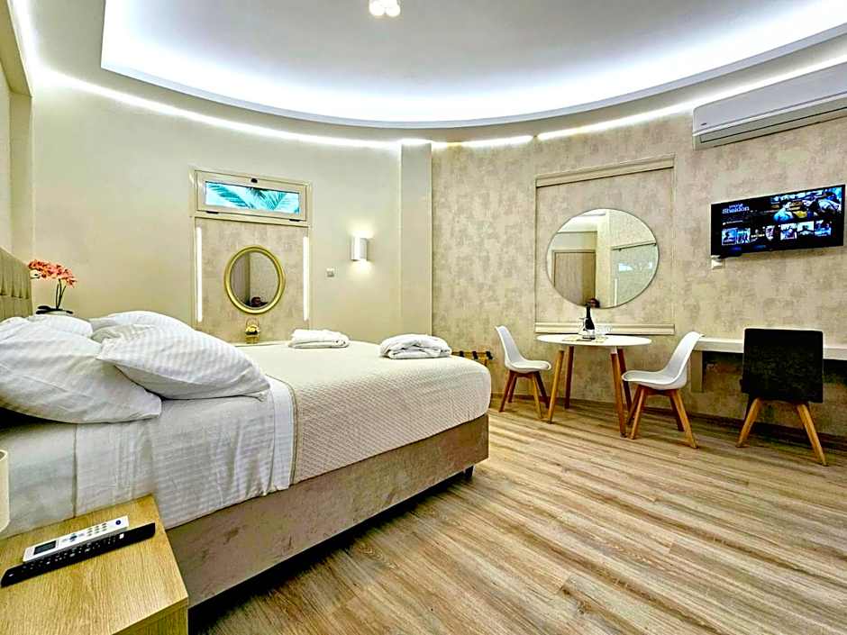 Golden City Center Suites