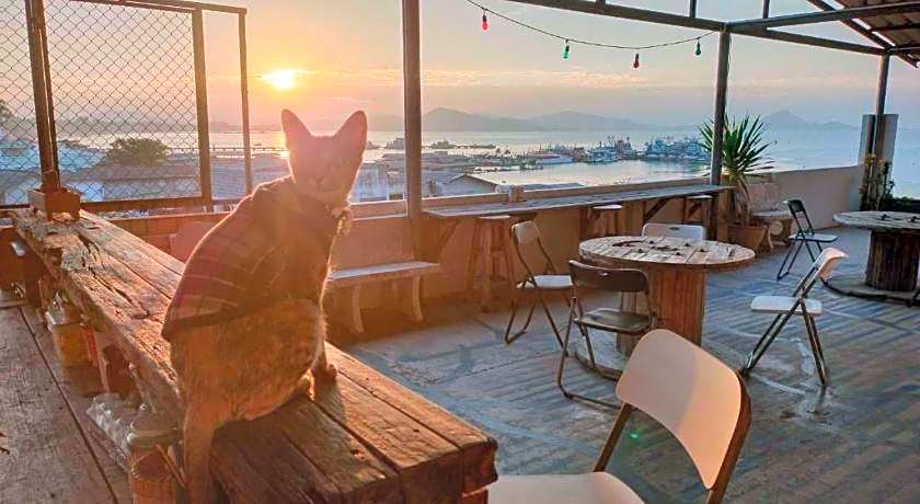 Sattahiptale Boutique Guesthouse & Hostel