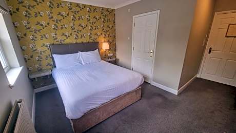 Double Room with Courtyard View