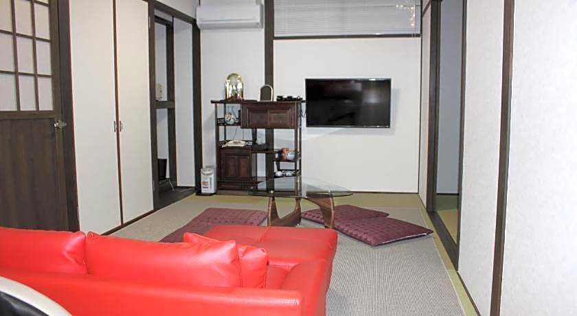 Yufuin Sanso Waremokou Hotel