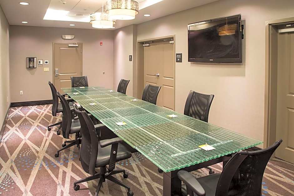 Hampton Inn By Hilton Oxford Conference Center