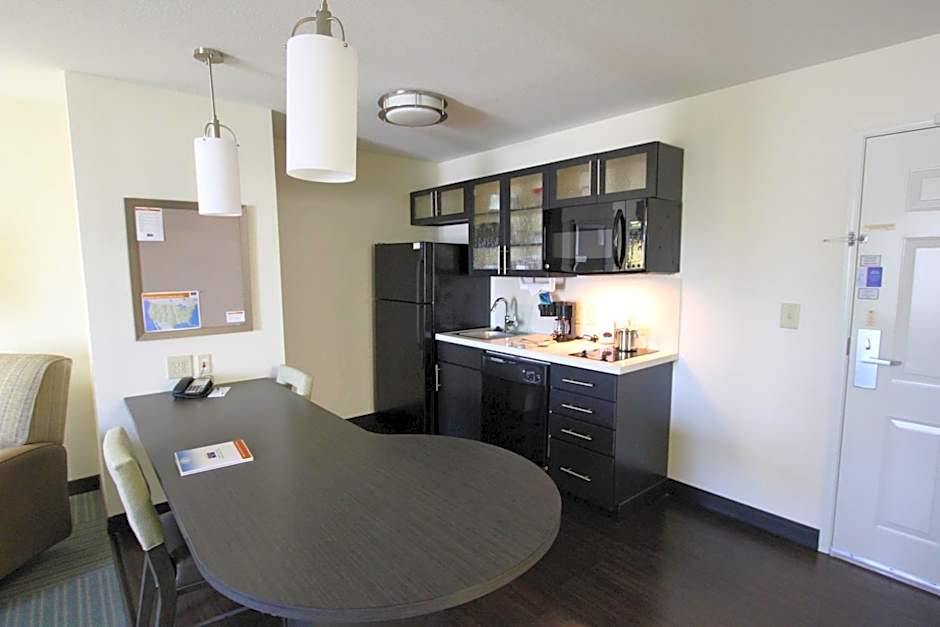 Candlewood Suites Greenville By IHG