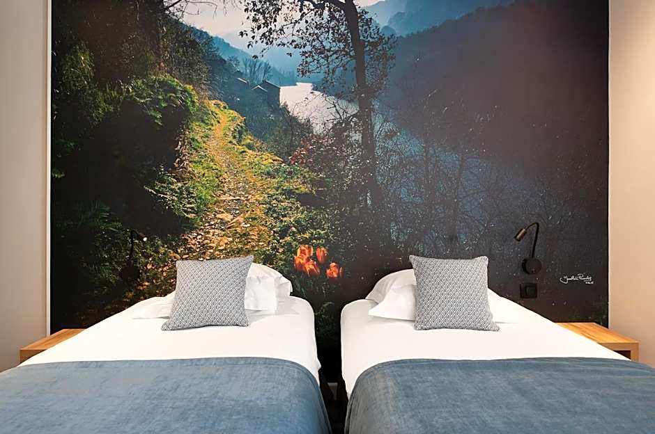 Hôtel Restaurant Le Relays du Chasteau - Logis Hôtel