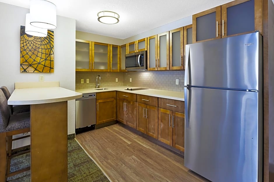 Staybridge Suites Columbia-Highway 63 & I-70 by IHG