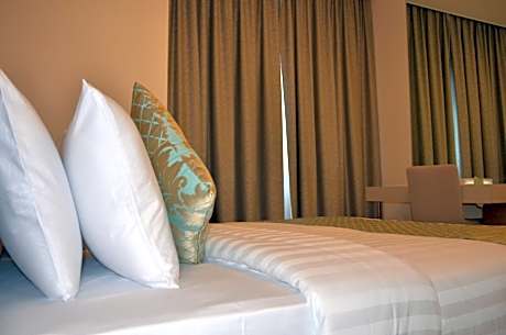 Deluxe Two-Bedroom Suite