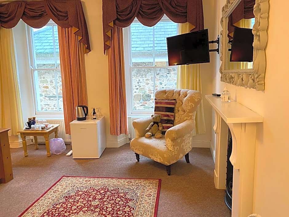 Station House, Dartmoor and Coast located, Village centre Hotel