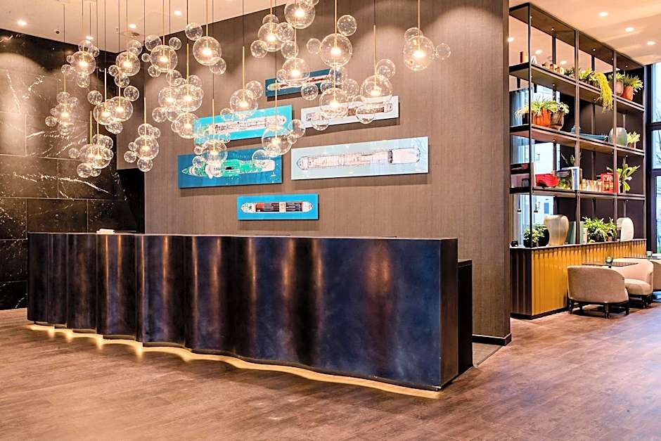 Motel One Koln-Waidmarkt