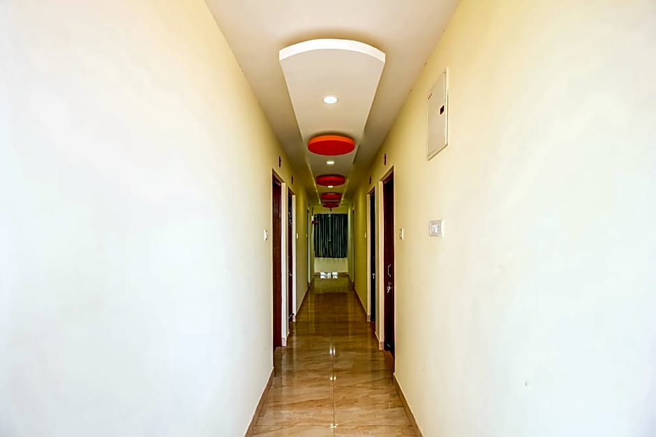 OYO Flagship Shanel Beachside Resort by Joaquim Near Baga Beach – Baga, KY