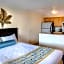 Sailport Waterfront Suites