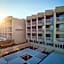 Carine Hotel Delfin