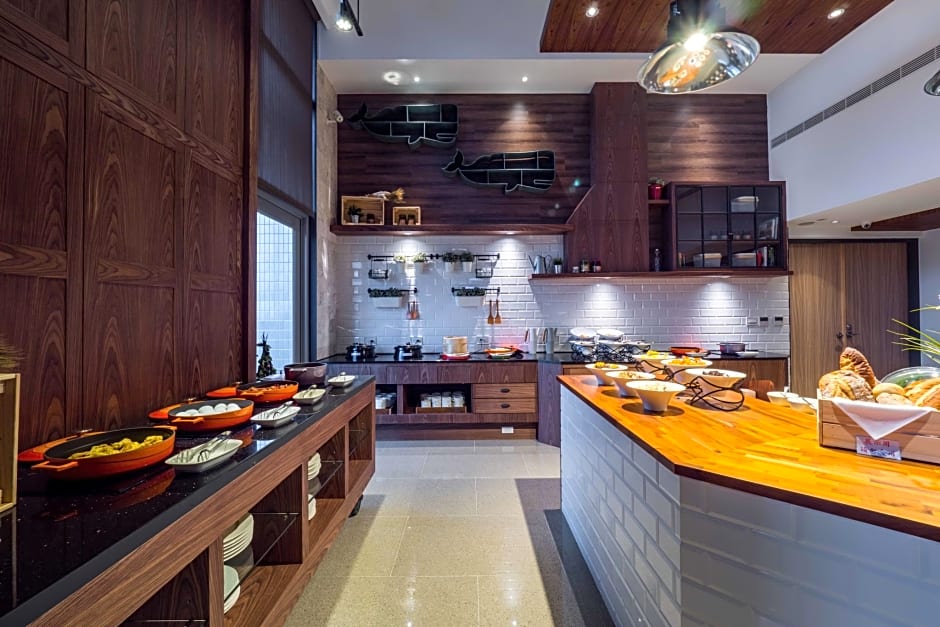 Watermark Hotel - Kaohsiung Main Station