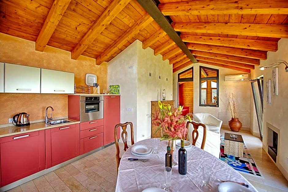 Villa Casa Lucia by PosarelliVillas