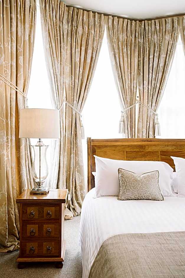 Tullyglass House Hotel