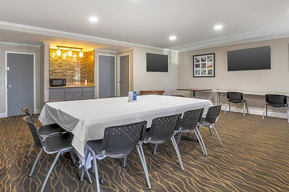 Best Western Salisbury Plaza