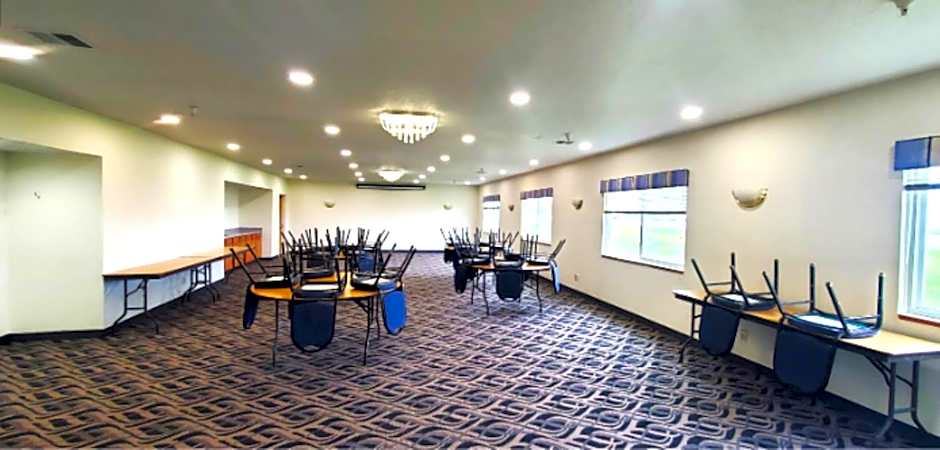 Quality Inn & Suites Eldridge Davenport North