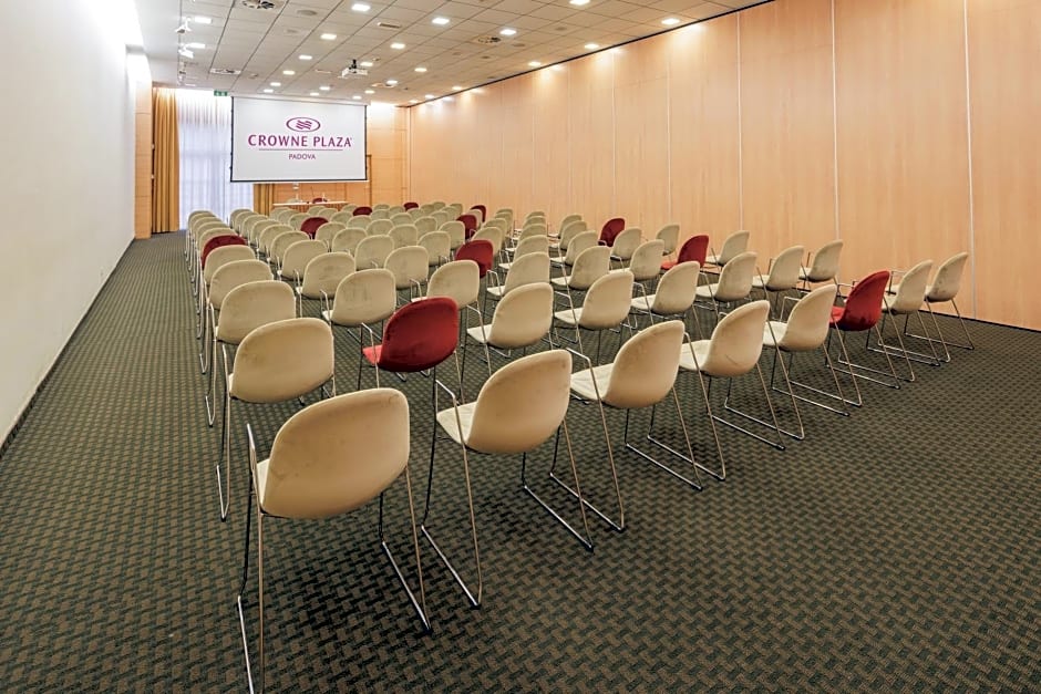 Crowne Plaza Padova by IHG