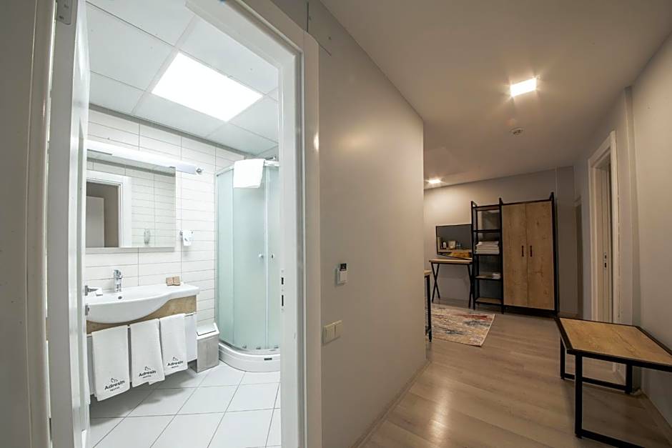 Adresin Hotel
