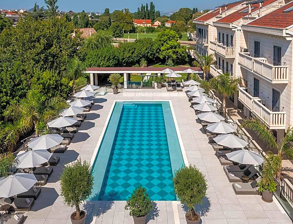 Hotel President Solin