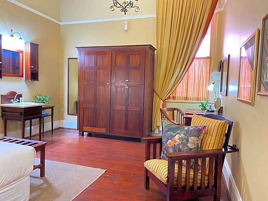 Kimberley Club Guesthouse