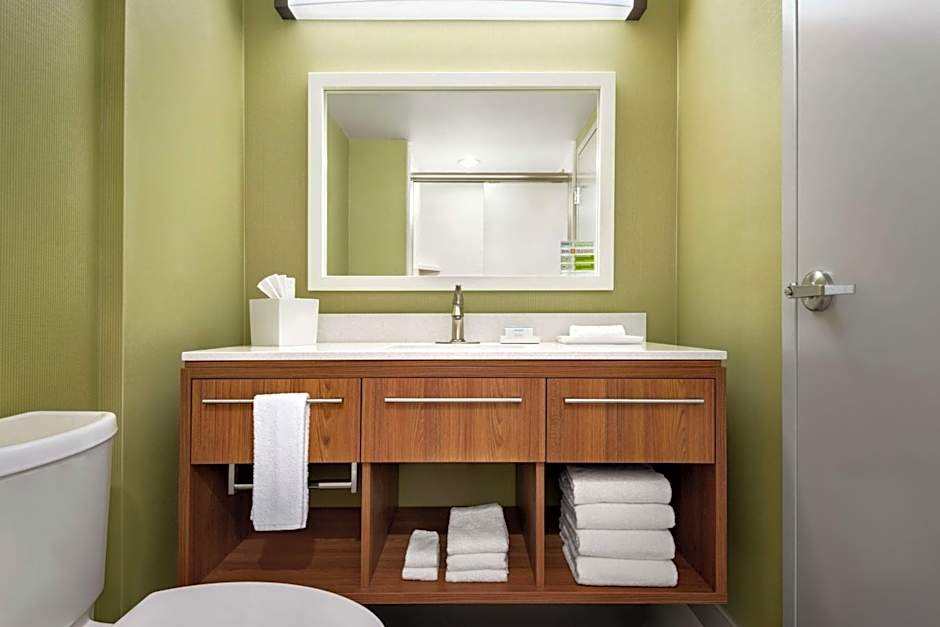 Home2 Suites by Hilton Woodbridge Potomac Mills