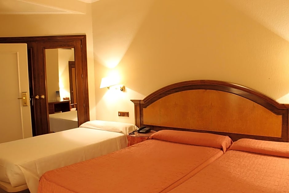 Hotel Monterrey – Salamanca, TN