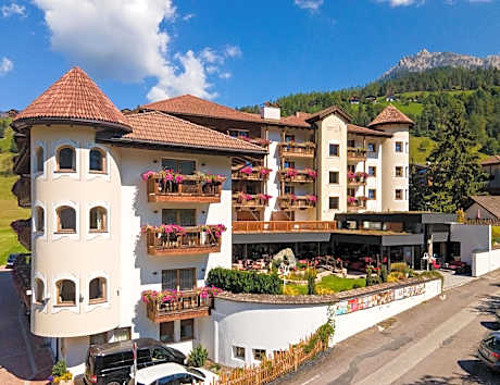 Almhof Hotel Call