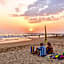 International Beach Hotel & Restaurant