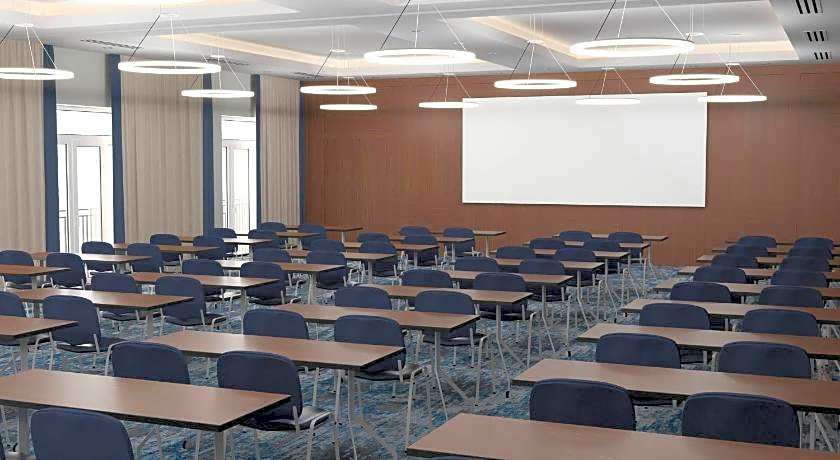 Courtyard by Marriott Tashkent