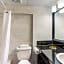 Best Western Plus Newark Airport West