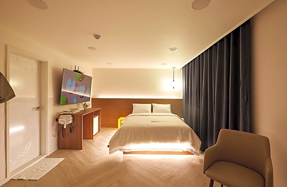 Hotel sounds