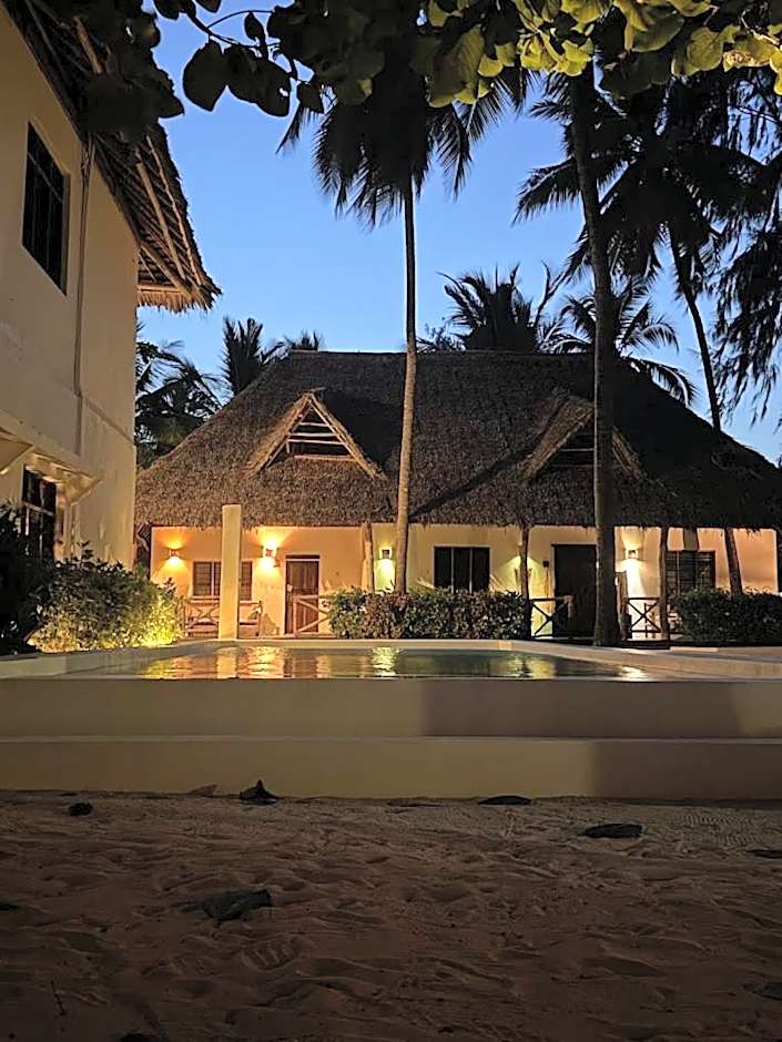 Makuti Beach Bungalows