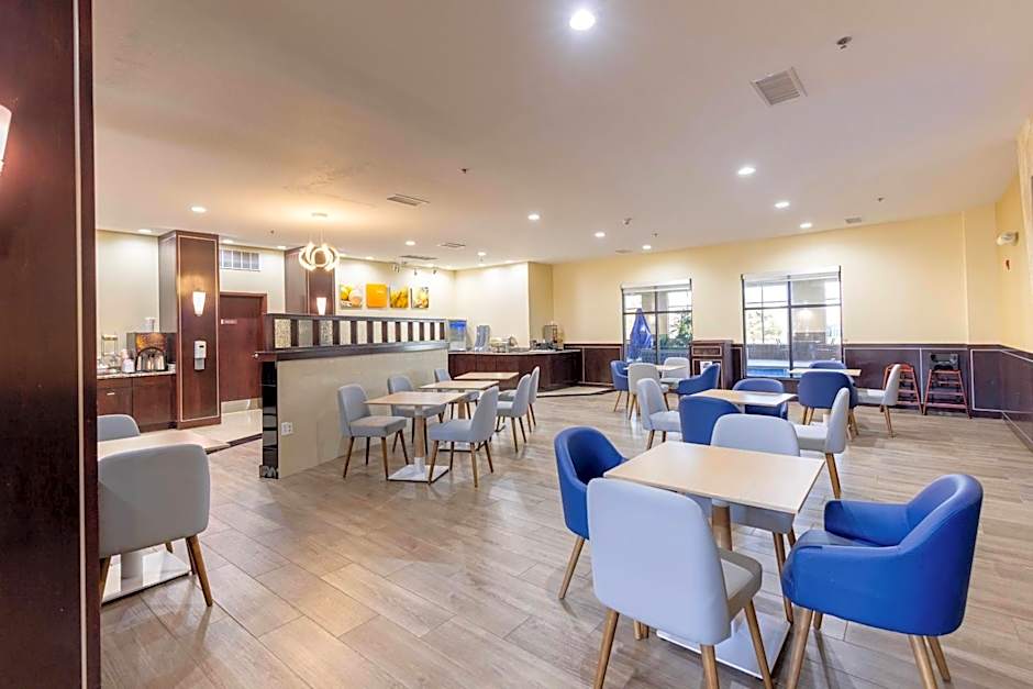 Comfort Suites Troy-I75