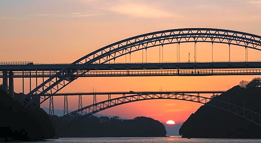 OYO Sasebo Palace Hotel