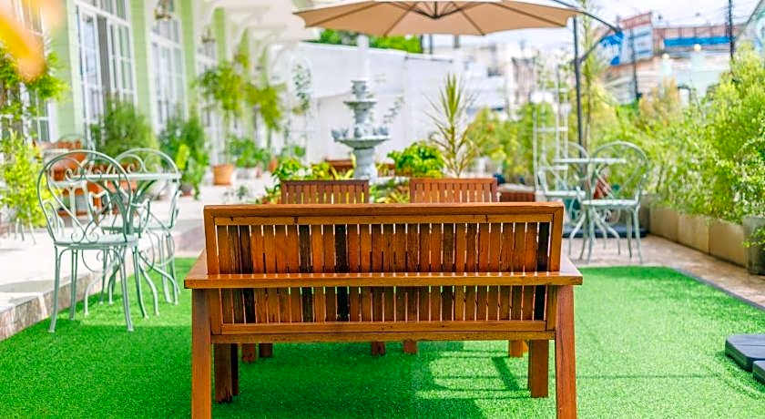 Greenish Ranong Hotel