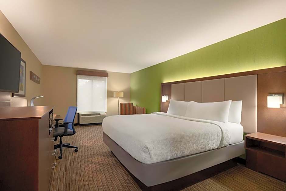 Holiday Inn Express Hotel & Suites Atlanta-Cumming By IHG