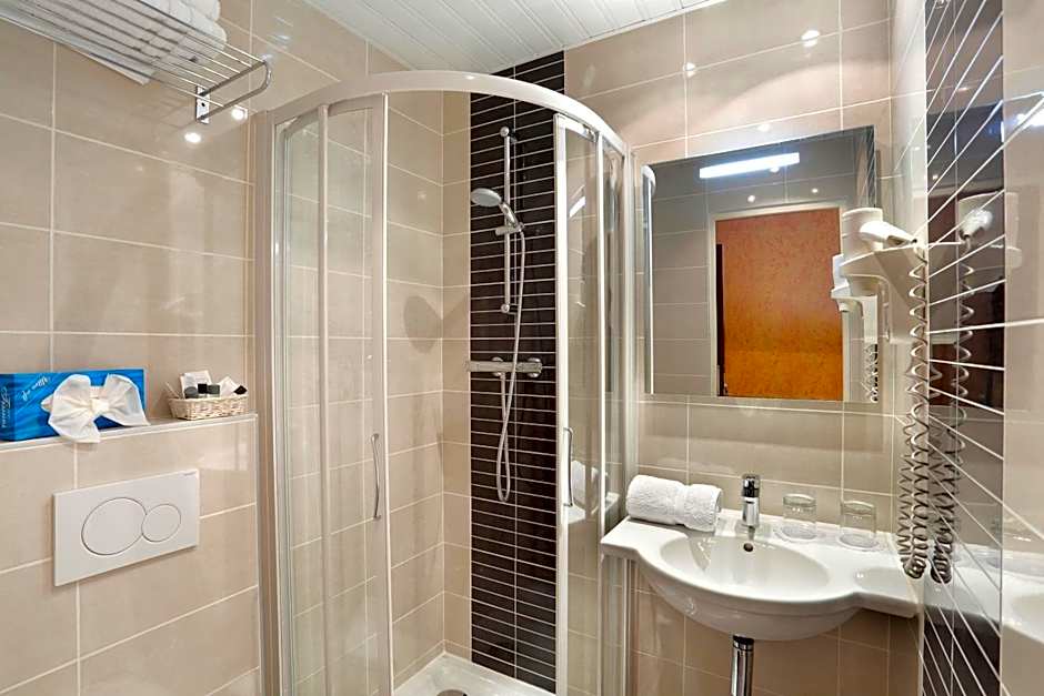 Hotel Paix Republique