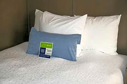 Hampton Inn By Hilton Manhattan - Times Square South - Newly Renovated