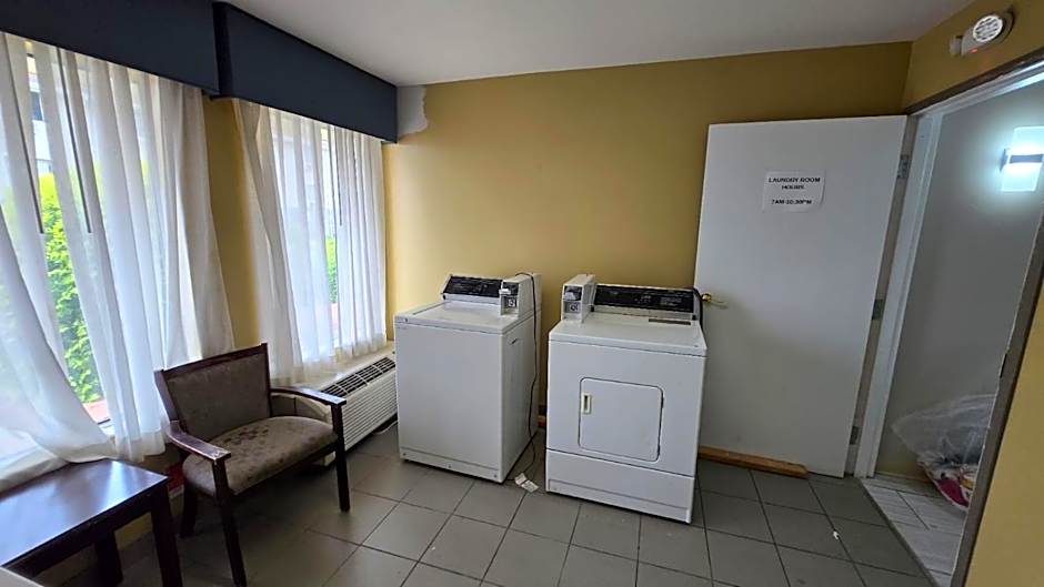Copley Inn & Suites, Copley - Akron
