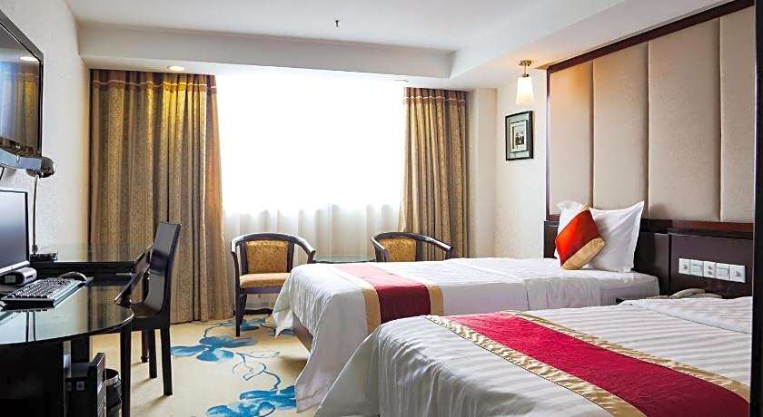New World Hotel