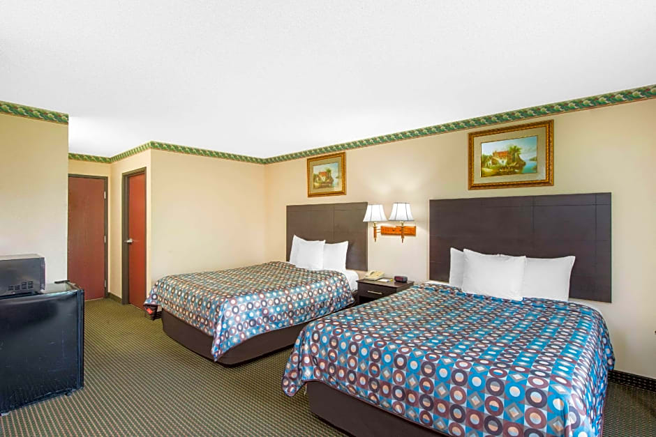 Days Inn by Wyndham Sullivan