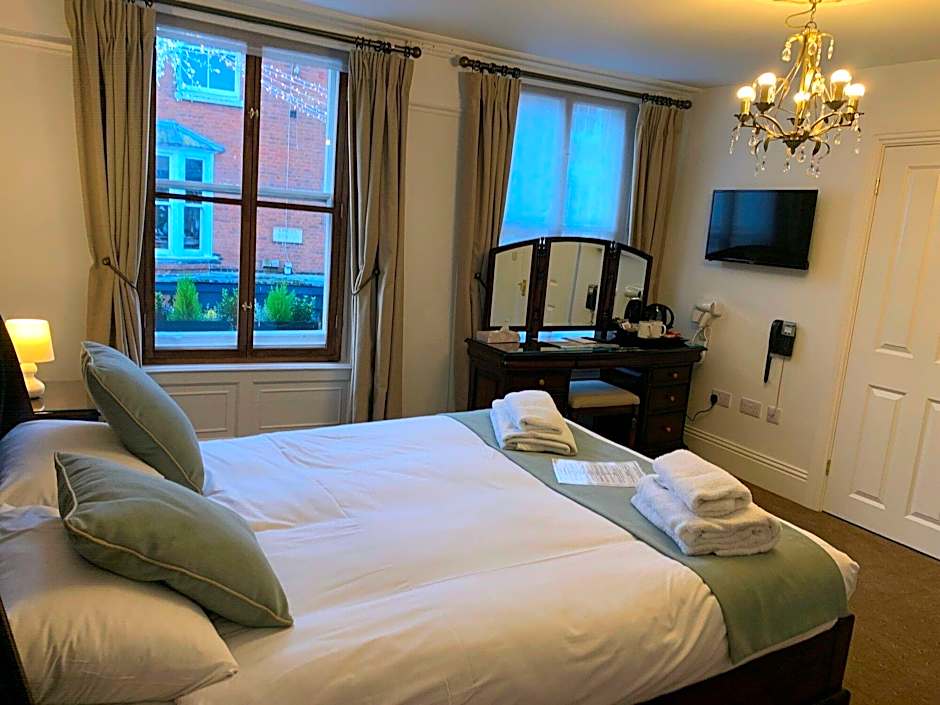 Pilgrims Hotel